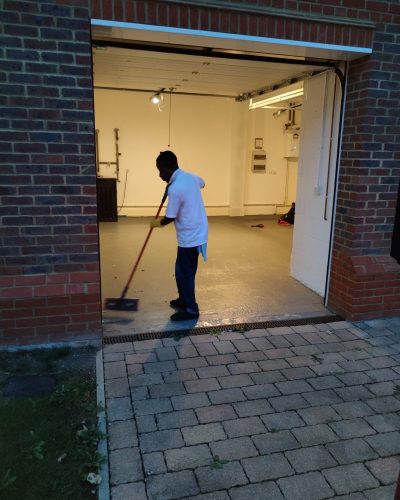 Floor cleaning